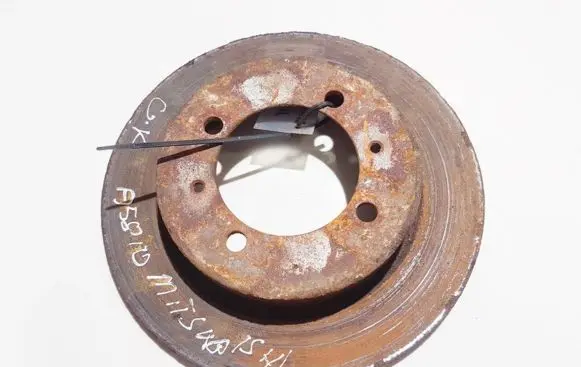 Mitsubishi Space Star Rear brake disc neventiliuojamas