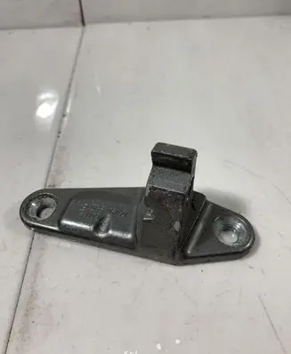 Mercedes-Benz B W245 Front door upper hinge ZGS0624009
