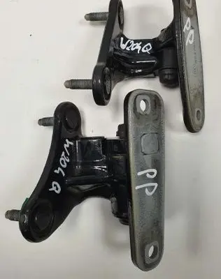 Mercedes-Benz C W204 Front door hinge set 
