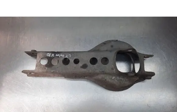 Volvo V70 Rear control arm