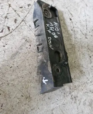 Audi A4 S4 B6 8E 8H Fender mounting bracket
