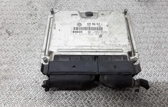 Volkswagen Sharan Engine control unit/module 038906019J 0281010216