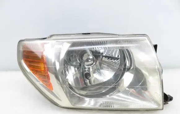 Mitsubishi Pajero Pinin Headlight/headlamp