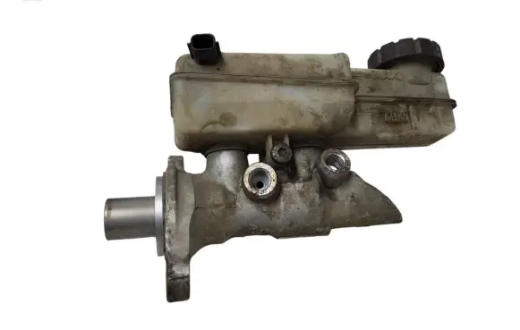 Renault Megane III Master brake cylinder 460910009R