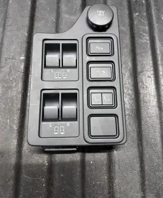 Land Rover Discovery 5 Switch for retractable tow bar HY32237B66 HY32237B66EEW HY328A244