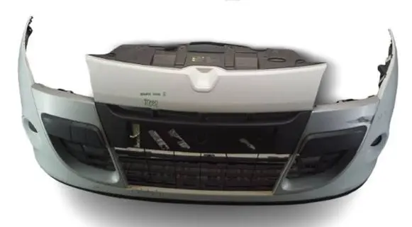 Renault Megane III Front bumper