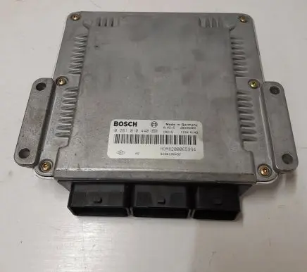 Volvo S40, V40 Engine control unit/module 8200126492 0281010440 H0M8200065