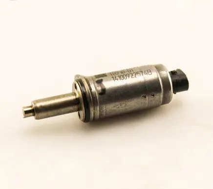 Audi A4 S4 B8 8K Camshaft vanos timing valve 06E103697M