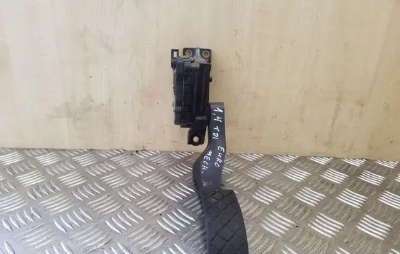 Audi A2 Accelerator throttle pedal 6PV00777015 8Z1721523A