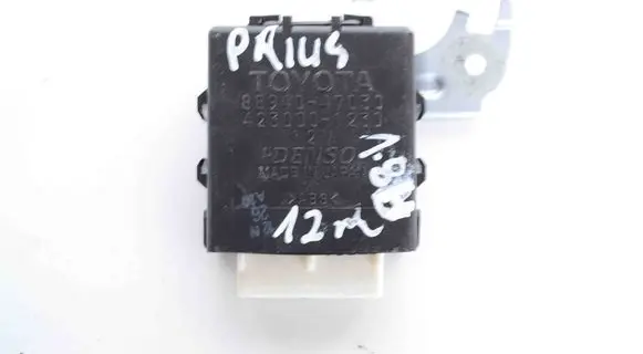 Toyota Prius (XW30) Other devices 8594047030