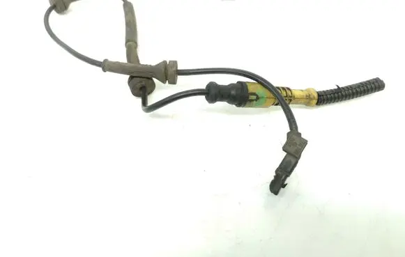 Volkswagen Golf I ABS brake wheel speed sensor 8200084125 10071150941