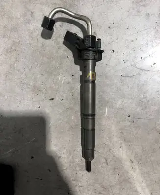 Fuel injector