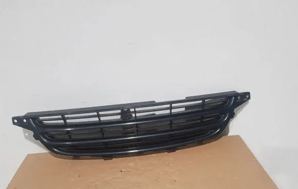 Toyota Avensis T220 Quarter panel pressure vent 53114050200D