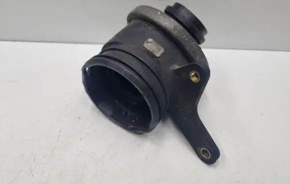 Mercedes-Benz CLC CL203 Intake resonator A6460980407 6460980407