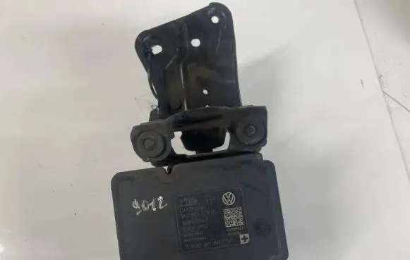 Volkswagen Touran II ABS Pump 1k0907379bl 10096103643