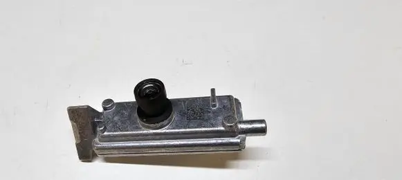 Windshield/windscreen camera