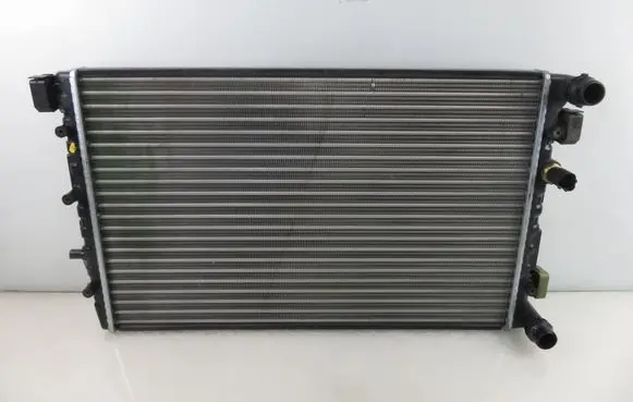 Seat Ibiza III (6L) Coolant radiator 652711