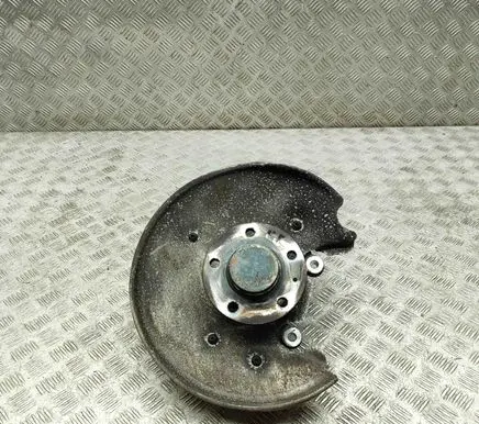 Audi A7 S7 4G Rear wheel hub 4G0505431C