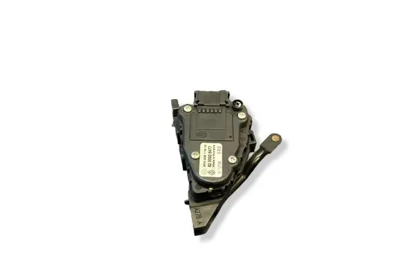 Opel Vivaro Accelerator throttle pedal 8200008477