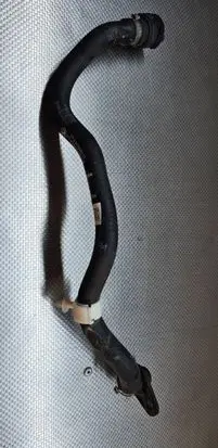 BMW X1 U11 Engine coolant pipe/hose 8478452