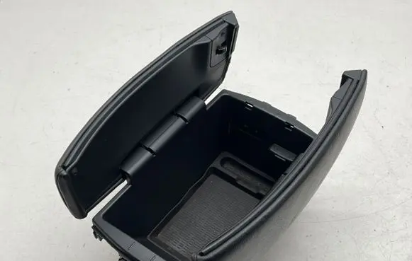 BMW X5 E70 Armrest 6969543 773201 01178434