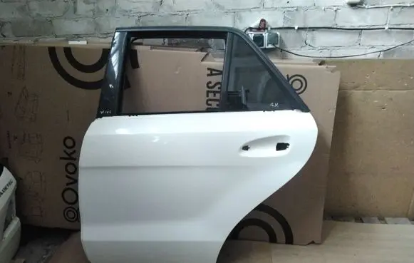 Mercedes-Benz ML W166 Rear door 