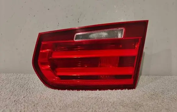BMW 3 F30 F35 F31 Tailgate rear/tail lights 7259916 18361112
