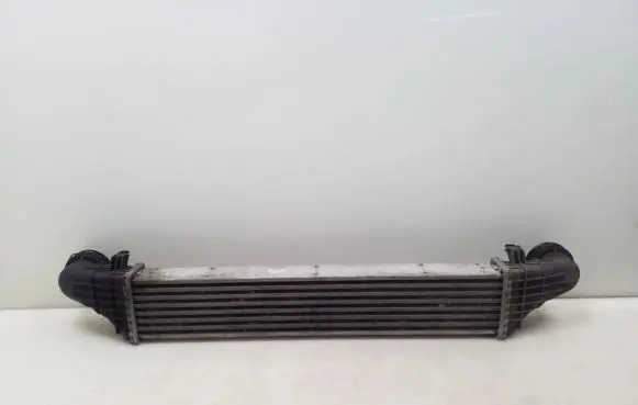 Mercedes-Benz E W211 Intercooler radiator A2115001102