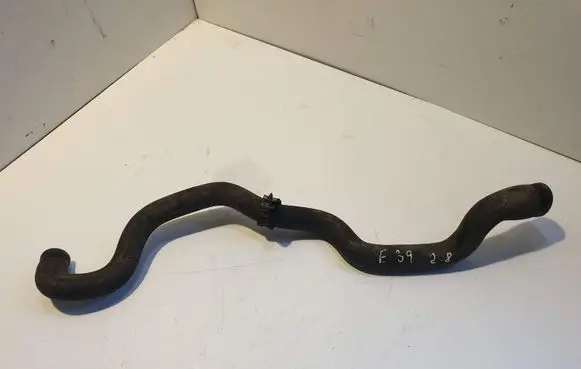 BMW 5 E39 Engine coolant pipe/hose