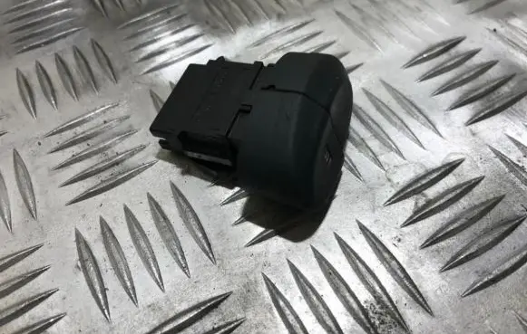 Renault Megane I Windscreen/window heater switch 841243B 96254