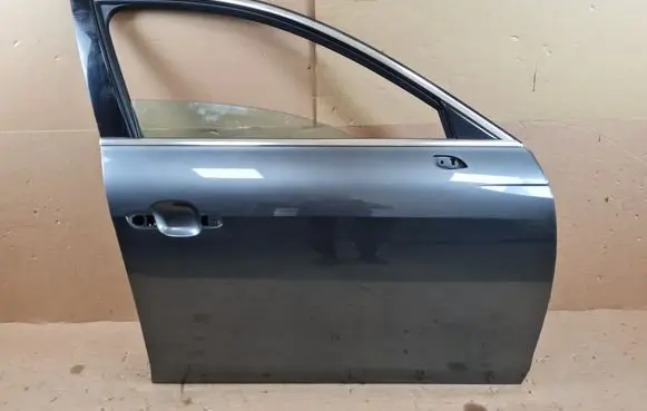 Audi A4 S4 B9 8W Front door