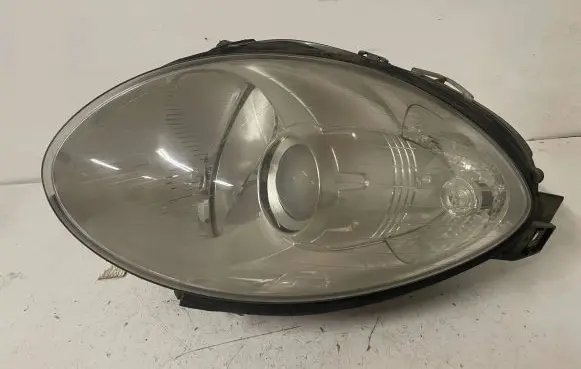 Mercedes-Benz R W251 Headlight/headlamp