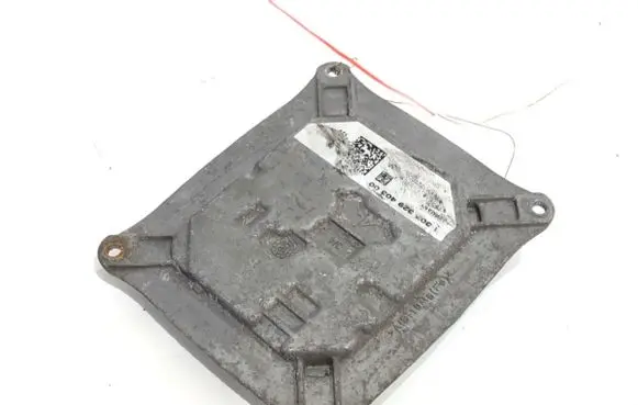Peugeot 308 Voltage converter/converter module 130732940300