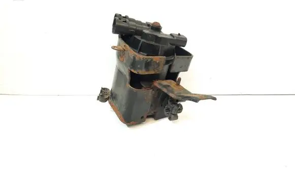 Opel Zafira A Fuel filter housing 