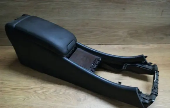 Mercedes-Benz C W203 Armrest E037611021