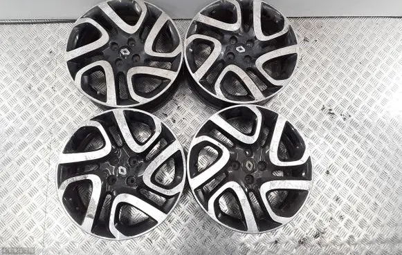 Renault Captur R17 alloy rim 