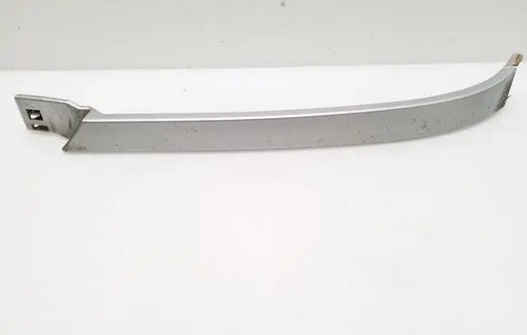 Under headlight/headlamp trim