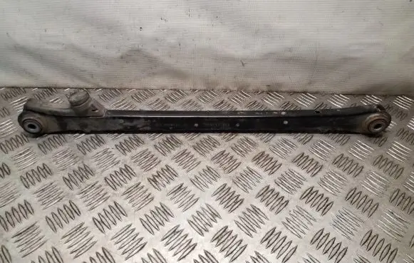 Rear control arm