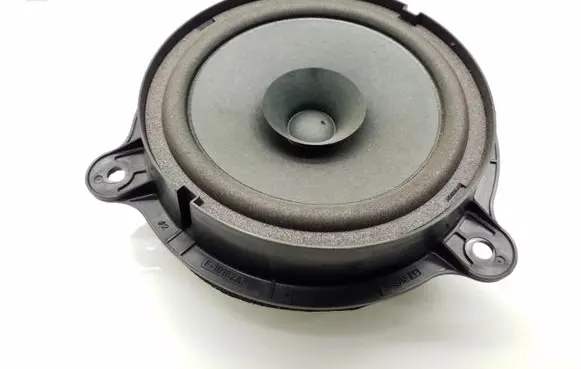 Nissan Leaf I (ZE0) Rear door speaker 28156EG10A