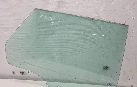 Ford Mondeo MK V Rear door window glass
