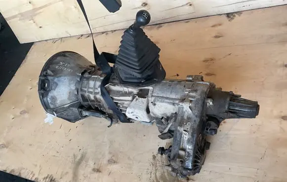 Jeep Cherokee XJ Manual 5 speed gearbox 