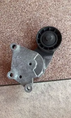 Citroen Berlingo Generator/alternator belt tensioner 5751H6