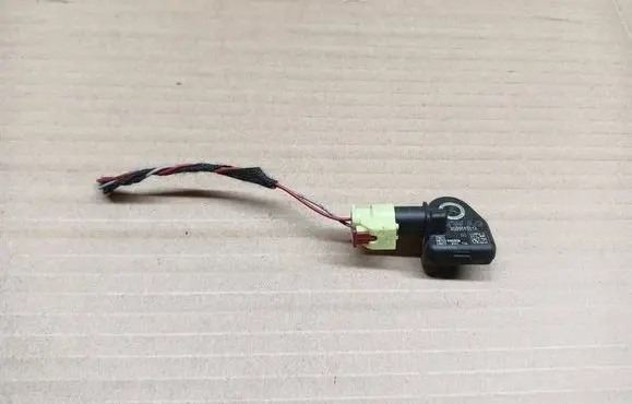 Volkswagen PASSAT B8 Airbag deployment crash/impact sensor 3Q0959351A