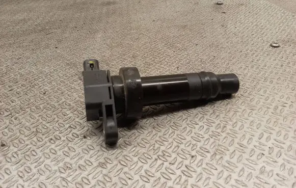 Hyundai i30 High voltage ignition coil 273012B010
