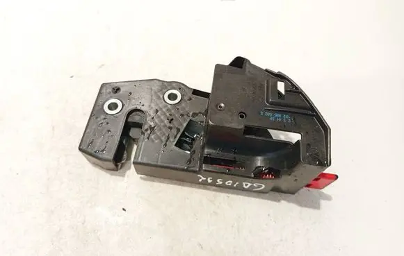 Skoda Octavia Mk2 (1Z) Seat back rest lock catch 1k0885682e