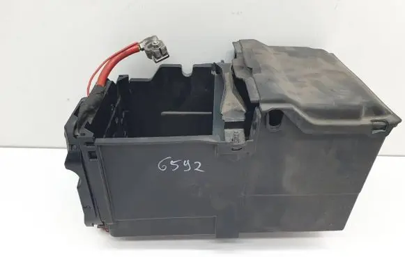 Ford Kuga II Battery box tray 