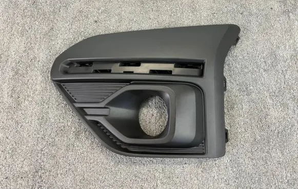 Dacia Sandero Front fog light trim/grill EAB-R-261A33 K3072