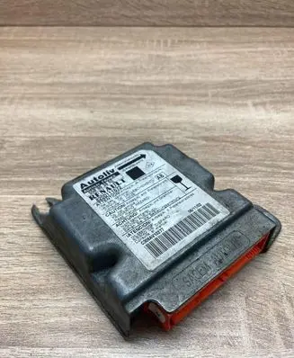 Peugeot 406 Airbag control unit/module 550803800 8200111672