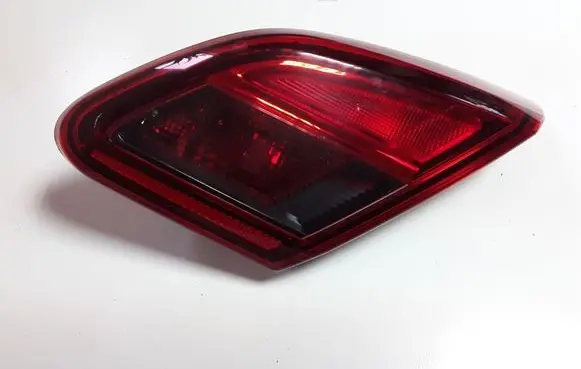 Opel Corsa E Tailgate rear/tail lights 39012632