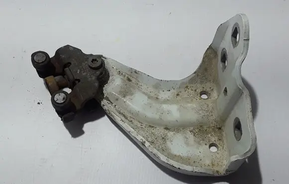 Dacia Dokker Sliding door lower roller guide/hinge 745967497R